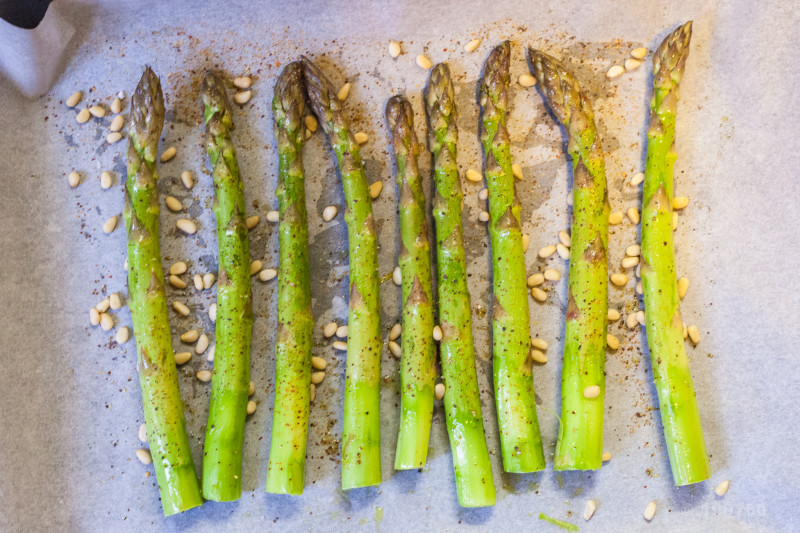 Asperges vertes au four