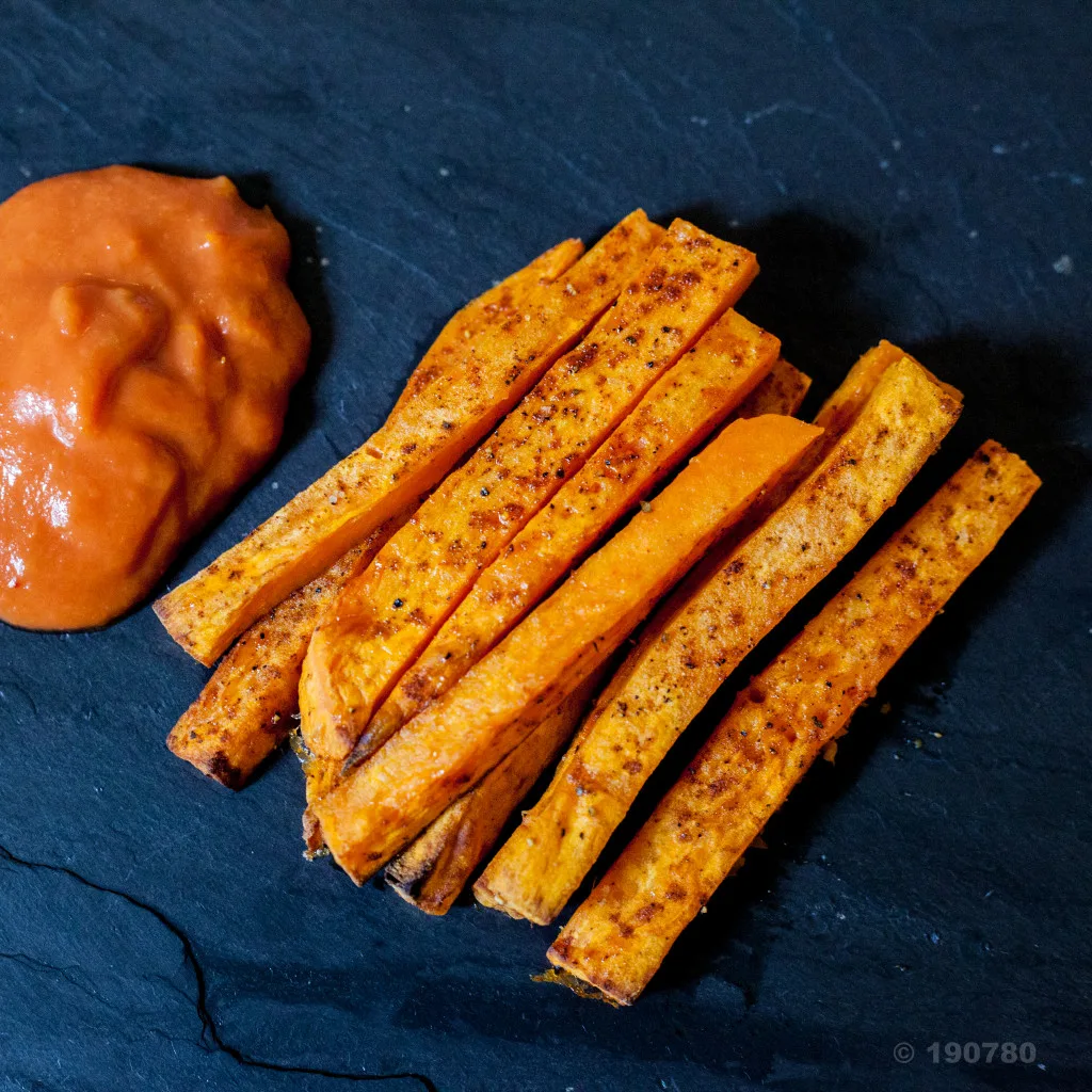 Frites de patate douce et ketchup maison